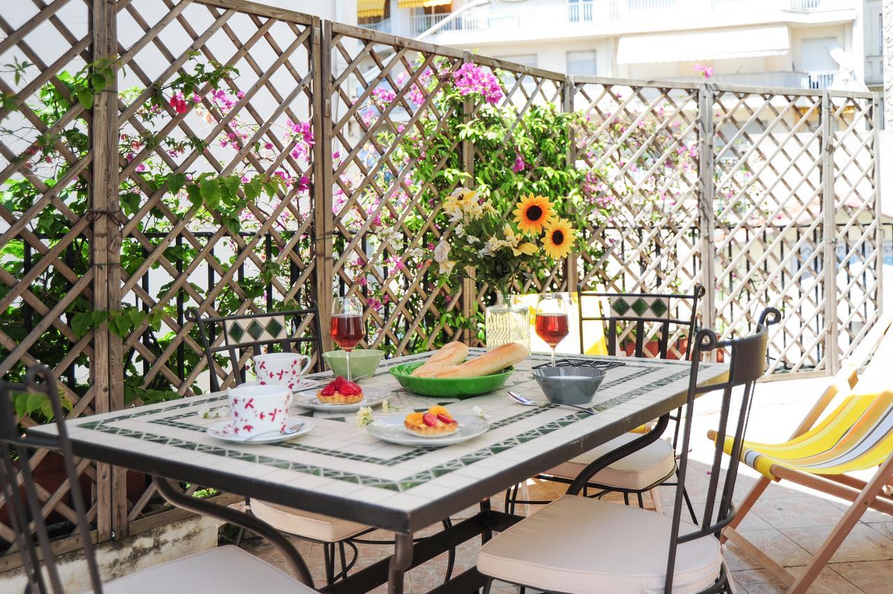 Suite St Genevieve Five Stars Holiday House Niza Exterior foto